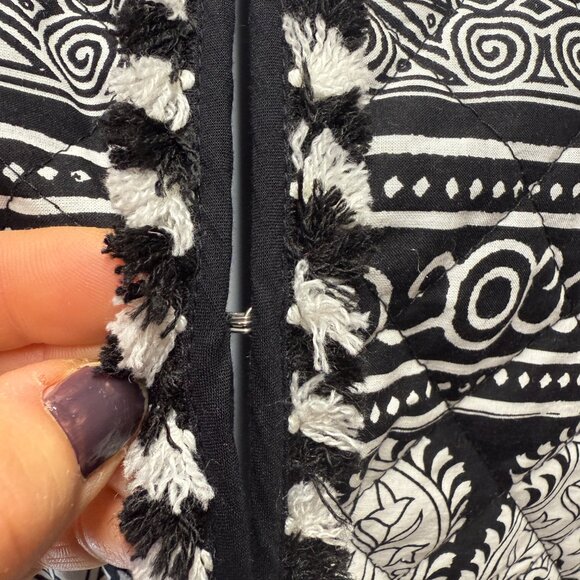 Ruby Rd. Quilted Jacket Womens 8 Black White Elephant Boho Paisley Print Cotton - Picture 3 of 12